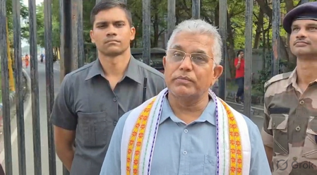 टीएमसी नेताओं पर दिलीप घोष का हमला, बोले-कई नेता भ्रष्टाचार में लिप्त, अब हो रही कार्रवाई