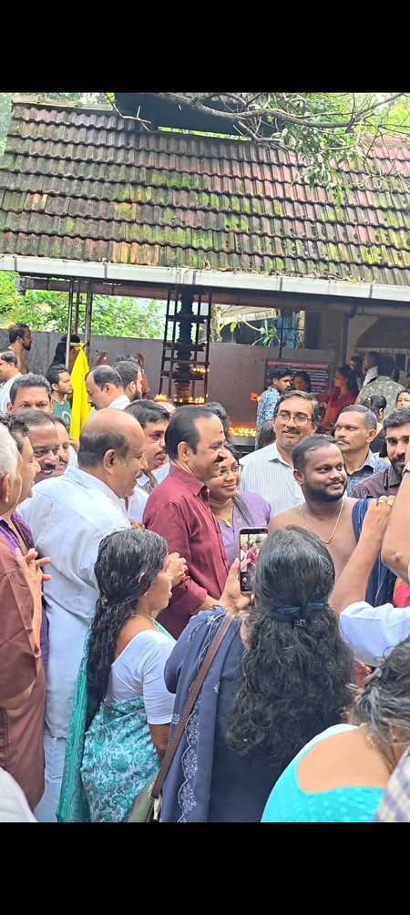 चिंगम 1 के साथ शुरू हुआ मलयालम नववर्ष, केरल के मंदिरों में उमड़ी श्रद्धालुओं की भीड़