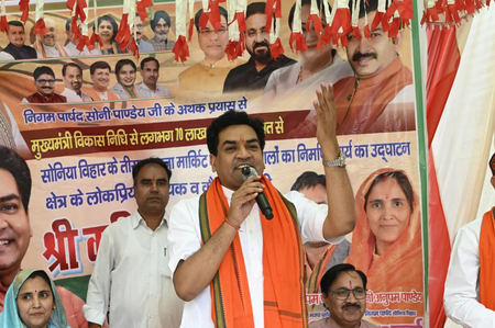दिल्ली के मंत्री कपिल मिश्रा ने सोनिया विहार में 70 लाख रुपए की परियोजना का उद्घाटन किया