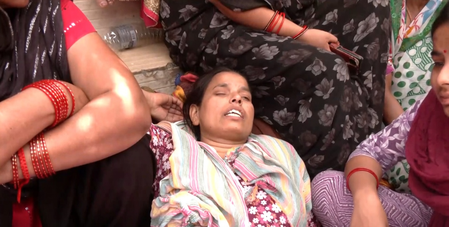गाजियाबाद में सूर्या की हत्या के बाद आक्रोशित स्थानीय लोग, उठाई सख्त कार्रवाई की मांग