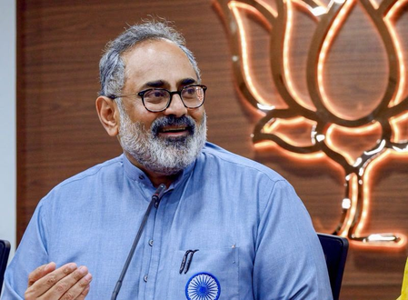 स्वतंत्रता दिवस समारोह में 'वंदे मातरम्' का गायन न करना कानून का उल्लंघन: राजीव चंद्रशेखर