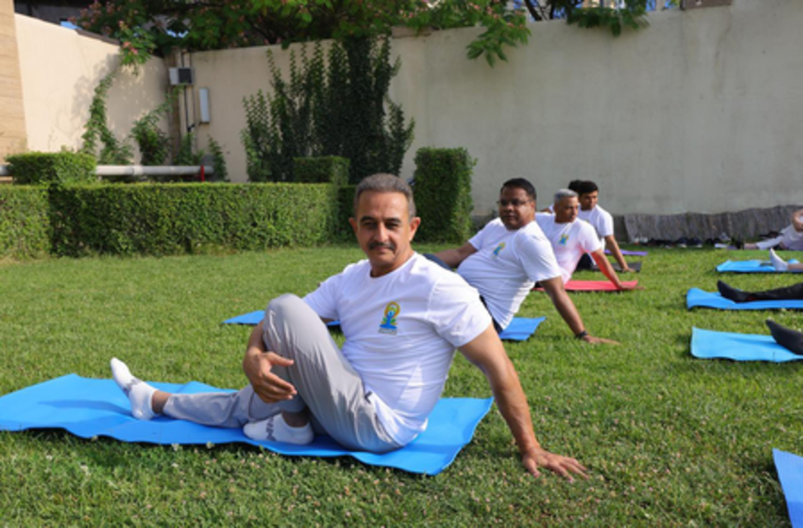 अंतरराष्ट्रीय योग दिवस 2026 से पहले ताजिकिस्तान में विशेष सत्र, शामिल हुए विदेश राज्य मंत्री कीर्ति वर्धन सिंह