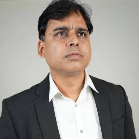 सुप्रीम कोर्ट ने पत्रकार अभिषेक उपाध्याय को गिरफ्तारी से अंतरिम राहत दी, यूपी सरकार को नोटिस