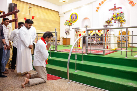 तमिलनाडु: नतीजों से पहले विजय का वेलंकन्नी और नागोर दौरा, जारी रखेंगे सर्वधर्म आध्यात्मिक यात्रा