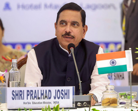 केंद्र सरकार किसानों की चिंताओं को दूर करने के लिए हमेशा तैयार : प्रल्हाद जोशी