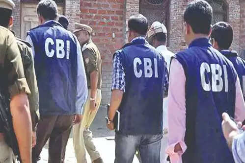 सीबीआई ने आईडीएफसी फर्स्ट बैंक फंड के गलत इस्तेमाल के मामले में वरिष्ठ आईएएस अधिकारी को किया गिरफ्तार