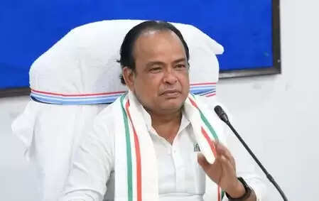 झारखंड में रूफटॉप और छतों पर संचालित बार-रेस्टोरेंट की होगी सख्त जांच: डॉ. इरफान अंसारी