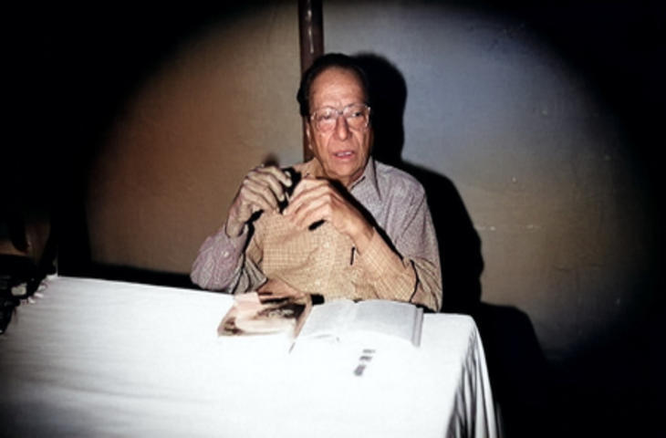 यादों में कमलेश्वर: &lsquo;नई कहानी&rsquo; के आधार स्तंभ, जो साहित्य को मानते थे समाज बदलने का हथियार