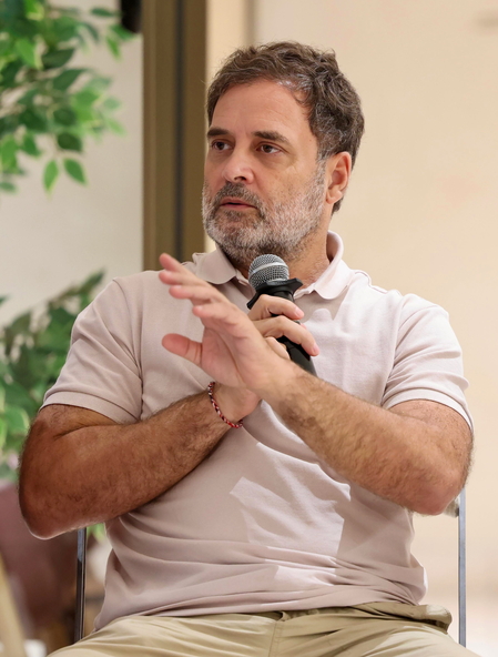 'यह संस्कृति नहीं, यह पितृसत्ता है', जमुई में छात्रा से अभद्रता की घटना पर बोले राहुल गांधी