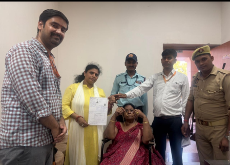अयोध्या में ‘चढ़ावा चोरी’ के बीच सामने आई ईमानदारी की मिसाल, 20 लाख की हीरे जड़ित चेन लौटाई