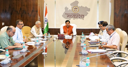 नीट-यूजी 2026: सीएम यादव ने परीक्षा का 'पारदर्शी और सुरक्षित संचालन' सुनिश्चित करने के निर्देश दिए