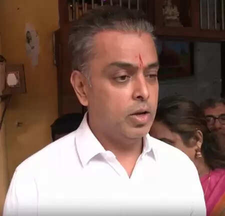 मुंबई महानगर पालिका में महायुति का महापौर बनेगा : मिलिंद देवड़ा