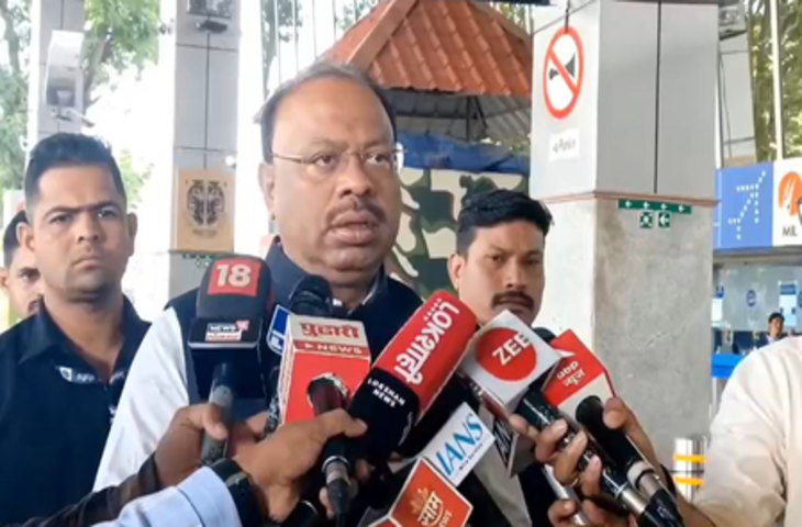 मुंबई : चंद्रशेखर बावनकुले ने पहलगाम हमले पर विजय वडेट्टीवार के बयान की कड़ी निंदा की