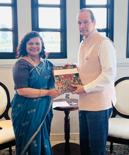 पनामा के विदेश मंत्री जेवियर से म‍िली राजदूत प्रतिभा पार्कर, द्विपक्षीय संबंधों को और मजबूत बनाने पर हुई चर्चा
