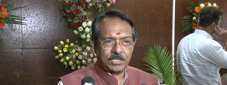 रोजगार मेले में नियुक्ति पत्र मिलने पर खुश दिखीं महिलाएं, केंद्रीय मंत्री हर्ष मल्होत्रा बोले- युवाओं को अवसर मिला