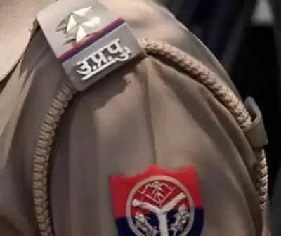 नोएडा में चार सब-इंस्पेक्टर, एक हेड कांस्टेबल और एक कांस्टेबल सस्पेंड, जारचा थाने के एसएचओ लाइन हाजिर