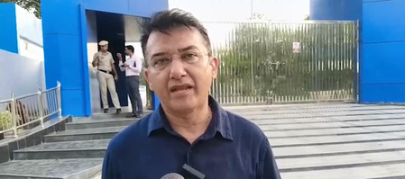 हाइड्रोजन ट्रेन को लेकर सीएम के मीडिया सलाहकार बोले-यह ट्रेन पर्यावरण संरक्षण का तोहफा