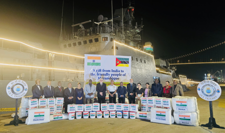 युद्धपोत आईएनएस त्रिकंड मापुटो बंदरगाह से रवाना, मोजाम्बिक को सौंपी मदद
