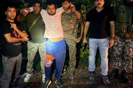 झारखंड : हजारीबाग में प्रिंस खान गैंग के साथ पुलिस की मुठभेड़, एक अपराधी घायल