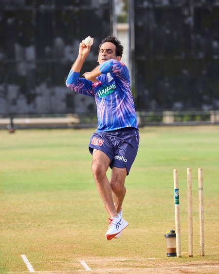 आईपीएल 2026: आरआर के मैनेजर भिंडर ने डगआउट में किया फोन इस्तेमाल, बीसीसीआई ने शुरू की जांच