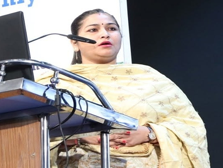 पति की गिरफ्तारी से जुड़े मामले में पूर्व टीएमसी सांसद पुलिस के समन पर नहीं हुईं पेश