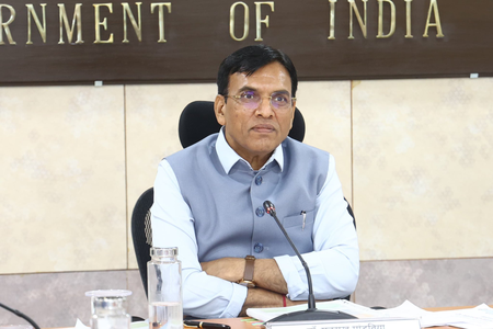 नेशनल गेम्स और खेलो इंडिया एथलीटों के लिए एंटी-डोपिंग शिक्षा अनिवार्य होगी: मांडविया