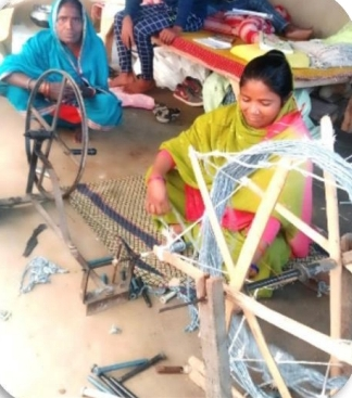 बिहार : रेशमी धागों से संवारी तकदीर, भागलपुर की बीबी शबनम बनीं सफल 'बुनकर दीदी'