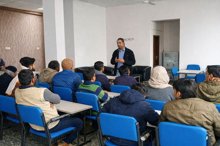 लखनऊ: नाव की सैर के साथ इतिहास, संस्कृति और आस्था का अनुभव, 32 नाविक बने बटेश्वर की विरासत के संवाहक