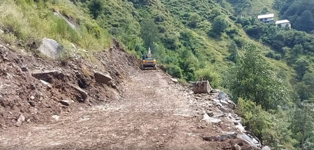जम्मू-कश्मीरः पहली बार नचलाना तालाब गांव तक पहुंचेगी सड़क, निर्माण कार्य शुरू