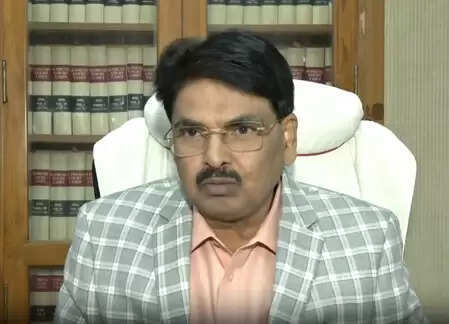 'कौन-सा मंदिर बनाएंगे? जो भी मंदिर बनवाना चाहेगा, बनवा लेगा', जाकिर हुसैन पर मनन कुमार मिश्रा ने साधा निशाना