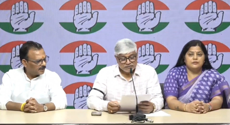 यूपी में कांग्रेस को मिली मजबूती, 'आप' महिला विंग की प्रमुख और बीएसपी नेता समेत कई दिग्गज हुए शामिल