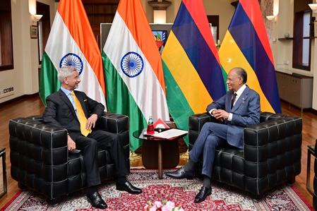 भारत-मॉरीशस संबंधों को मजबूत बनाने पर जयशंकर-रामगुलाम की अहम बातचीत