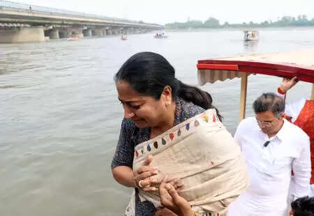 यमुना बनेगी फिर से दिल्ली की जीवनरेखा, एक्शन मोड में रेखा सरकार