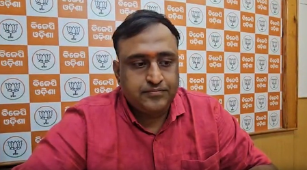 दोस्त बदले जा सकते हैं पड़ोसी नहीं, चीन को संप्रभुता का सम्मान करना होगा: अभिलाष पांडा