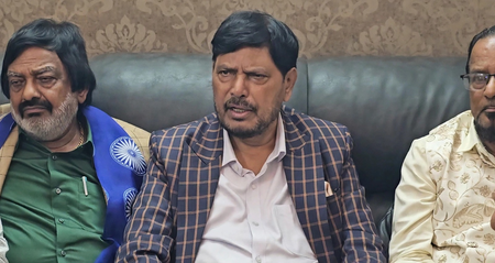मतदाता सूची में गड़बड़ी पर स्पष्ट हो चुकी है स्थिति, ज्ञानेश कुमार इस्तीफा नहीं देंगे: रामदास अठावले