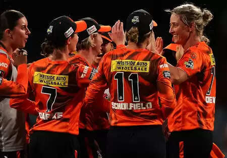 डब्ल्यूबीबीएल 2025: कप्तान सोफी डिवाइन का ऑलराउंडर प्रदर्शन, पर्थ स्कॉर्चर्स की 5वीं जीत