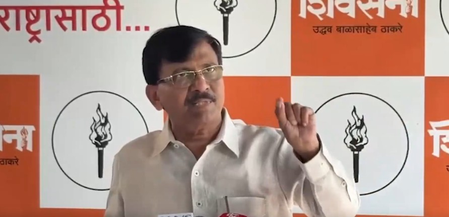 एकनाथ शिंदे को मुख्यमंत्री बनाने के लिए गुलाबराव पाटिल दे रहे धमकी : संजय राउत