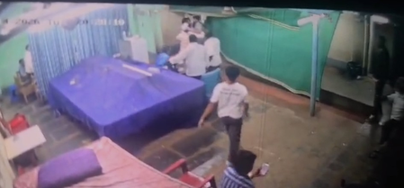 बेलगावी के जिमखाना क्लब में फायरिंग की कोशिश, हमले का घटनाक्रम सीसीटीवी में कैद