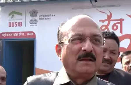 दिल्ली: मंत्री आशीष सूद ने रैन बसेरों का किया निरीक्षण, बोले-नाइट शेल्टर्स सुरक्षित