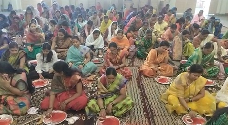 देश और समाज के कल्याण के लिए कोल्हापुर में महालक्ष्मी कुमकुम अर्चन समारोह का आयोजन