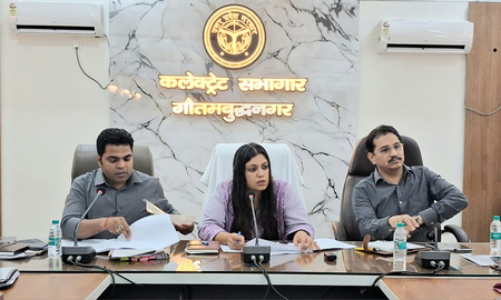 ग्रेटर नोएडा: मनमानी फीस वसूलने पर 7 निजी विद्यालयों पर 7 लाख रुपए का लगा जुर्माना