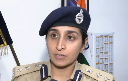वायरल वीडियो मामले में चंडीगढ़ पुलिस ने लेखिका मधु किश्वर को दोबारा नोटिस जारी किया