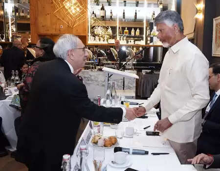 निवेश के लिए आंध्र प्रदेश से बेहतर जगह कोई नहीं: मुख्यमंत्री चंद्रबाबू नायडू