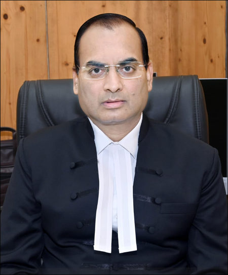 छत्तीसगढ़ हाई कोर्ट के जज जस्टिस संजय के. अग्रवाल का तबादला करने की सिफारिश