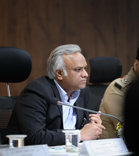 कर्नाटक बिटकॉइन स्कैम मामले में कैबिनेट सब-कमेटी के पुनर्गठन पर विचार करेगी सरकार: प्रियांक खड़गे