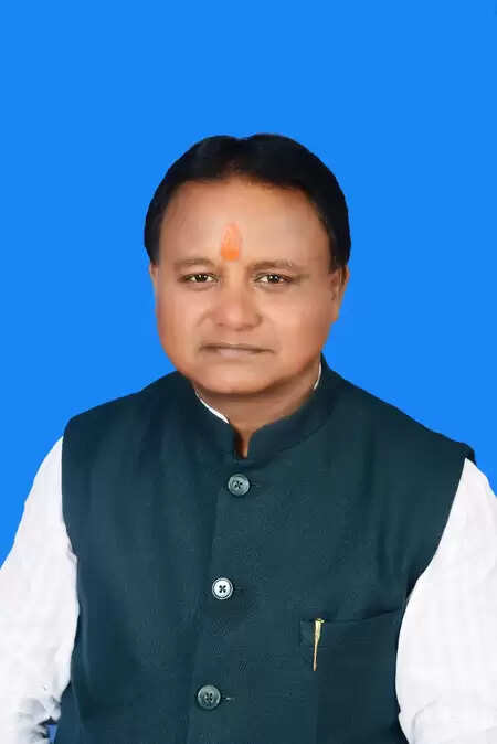 ओडिशा: डॉ. लक्ष्मी बाई ने एम्स भुवनेश्वर को दान किए 3.4 करोड़ रुपए, सीएम माझी ने की प्रशंसा