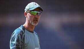 पाकिस्तान क्रिकेट की ऑस्ट्रेलियाई दिग्गज ने सरेआम उतारी इज्जत, अभी भी कर रहा है सैलरी के लिए इंतजार