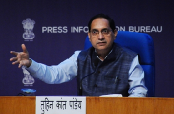 रिटेल निवेशकों के संरक्षण के लिए सेबी डेरिवेटिव्स नियमों की करेगी समीक्षा: तुहिन कांत पांडे