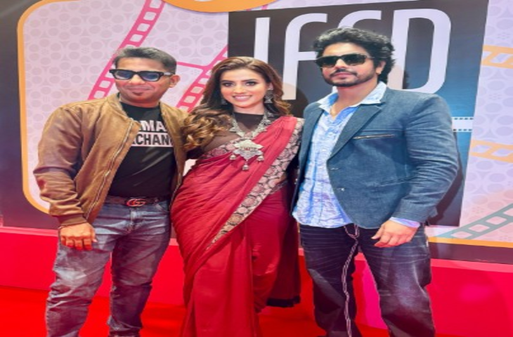 अंतरराष्ट्रीय मंच पर अक्षरा सिंह का जलवा, फिल्म फेस्टिवल में पसंद की गई 'मुझे ऐसा पति दे भगवान'