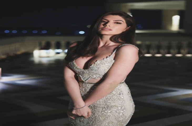 'मस्ती 4' को साइन करने में झिझक रही थीं एलनाज नोरौजी, कहा- 'इमेज पर गलत असर पड़ने का था डर'